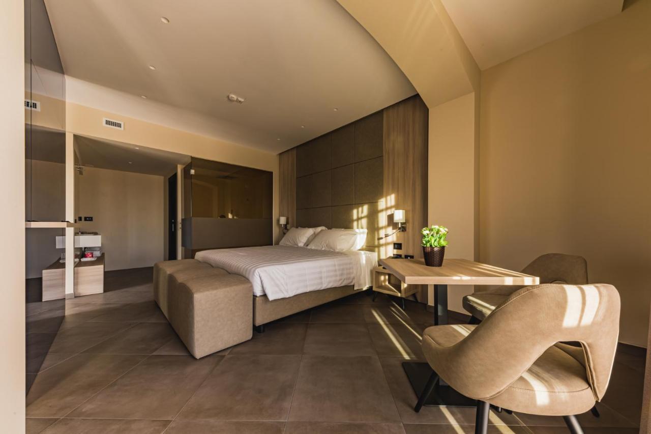 Salina Hotel Taranto Eksteriør billede